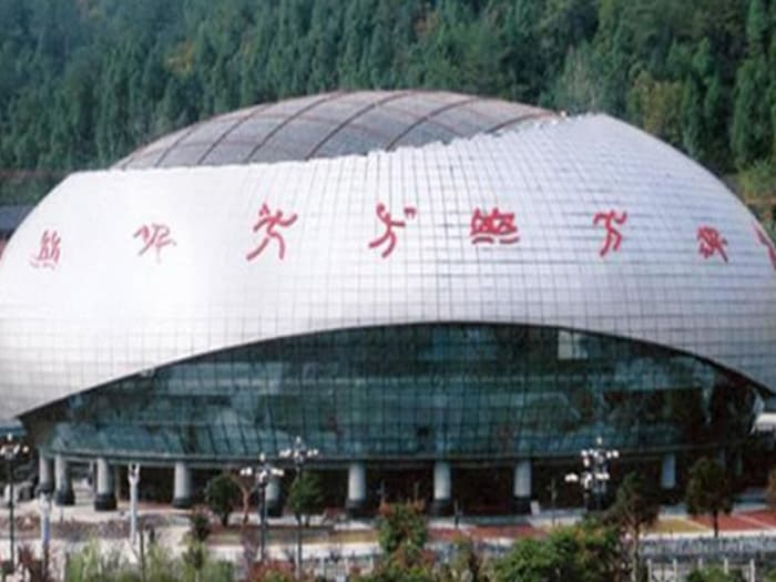 宿迁体育中心球形网架加工安装